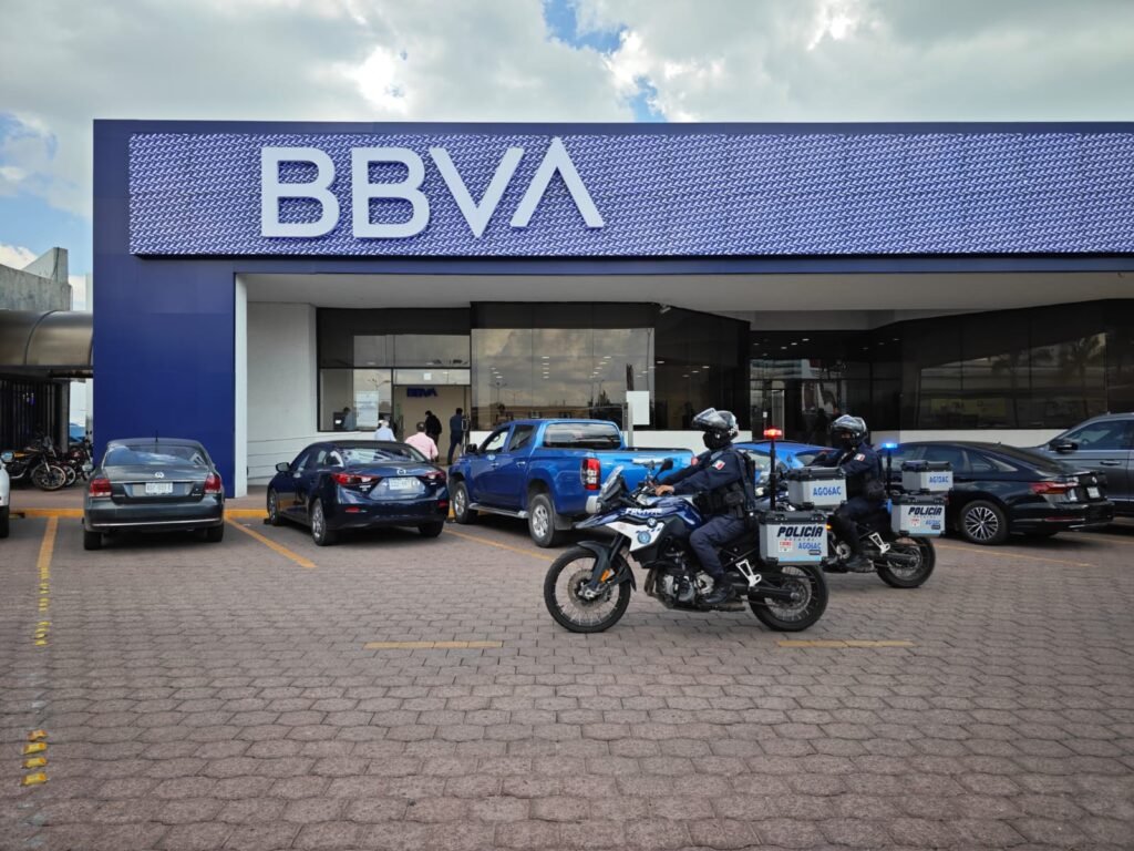 🔵 ANTE LA PRÓXIMA ENTREGA DE AGUINALDOS, POLICÍA ESTATAL OFRECE ACOMPAÑAMIENTO GRATUITO PARA TRASLADO DE VALORES whatsapp image 2025 12 02 at 6.01.03 pm