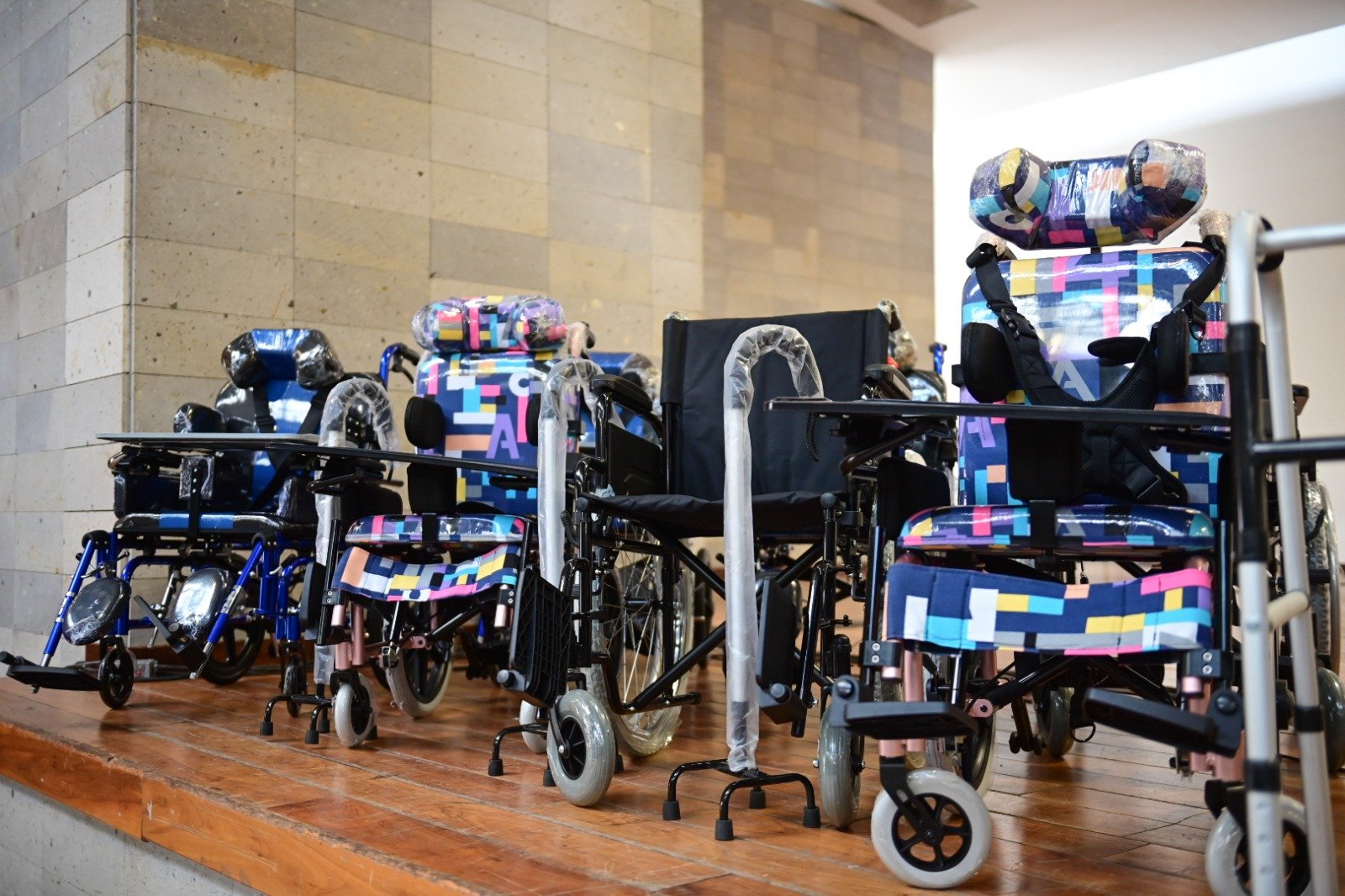 TERE JIMÉNEZ ENTREGA APOYOS DE LA BENEFICENCIA PÚBLICA PARA MEJORAR LA CALIDAD DE VIDA DE MÁS DE MIL PERSONAS 8a07f874 6d14 424a 9d38 e63966ed447b